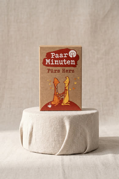 PaarMinuten Fürs Herz – Kartenset auf einem Tisch