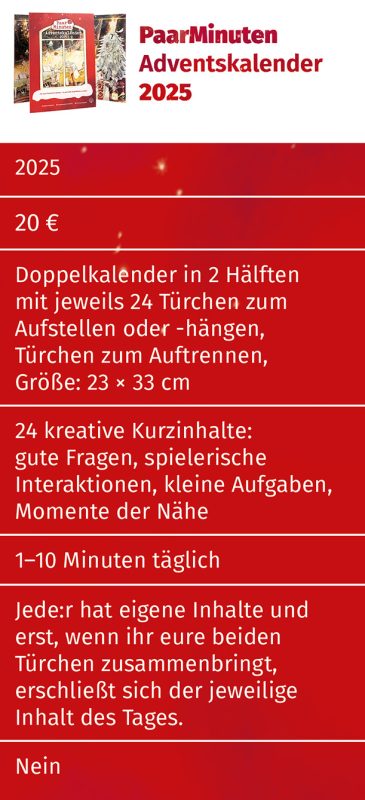 Produktbeschreibung des PaarMinuten Adventskalenders 2025 in deutscher Sprache, dargestellt auf rotem Hintergrund. Das Bild zeigt Details wie Preis (20 Euro), Format (Doppelkalendar in zwei Hälften mit jeweils 24 auftrennbaren Türchen, Größe 23 x 33 cm), Inhalt (kreative Kurzaufgaben, spielerische Interaktionen, Fragen für Paare), täglicher Zeitaufwand (1-10 Minuten), und die Besonderheit, dass jeder Partner eigene Inhalte hat, die sich erst beim Zusammenbringen der Türchen erschließen.